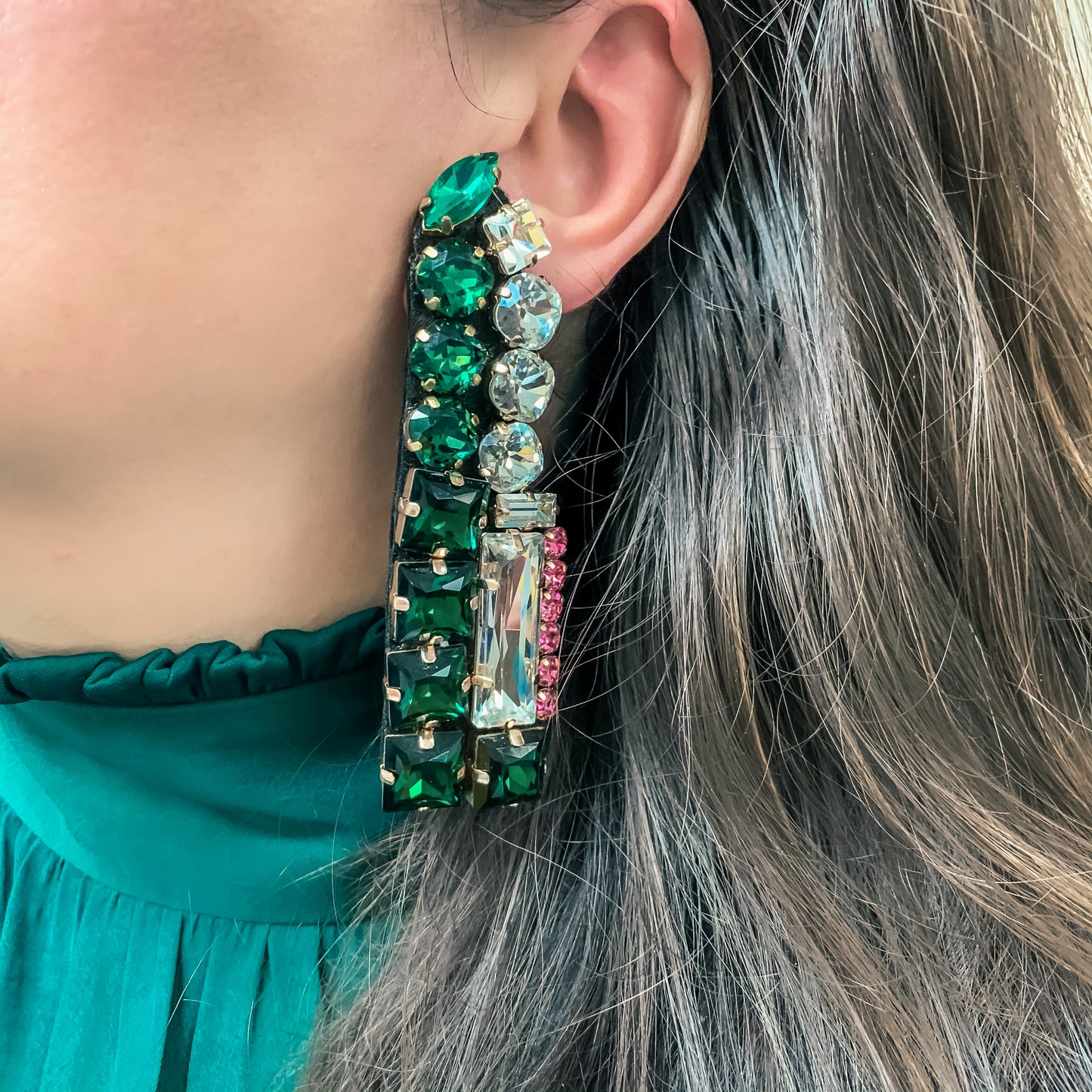 Monroe earrings emerald green